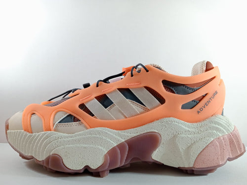 Adidas Adventure (línea chunky / outdoor lifestyle)